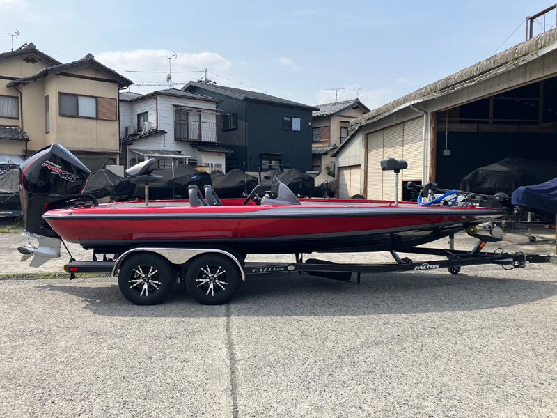 FALCON BOAT F215
